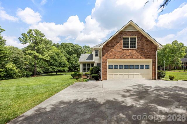 1568 Wheaton Way NW, Concord, NC 28027