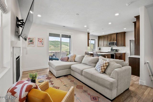 3342 Santa Fe Road, Park City, UT 84098