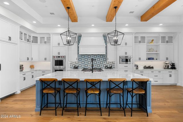 11438 N 70TH Street, Scottsdale, AZ 85254