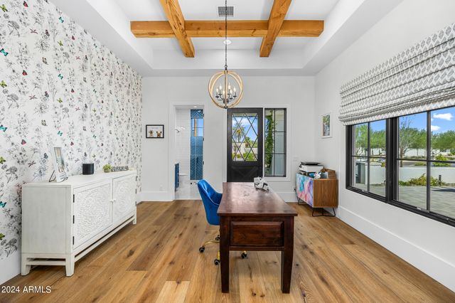 11438 N 70TH Street, Scottsdale, AZ 85254
