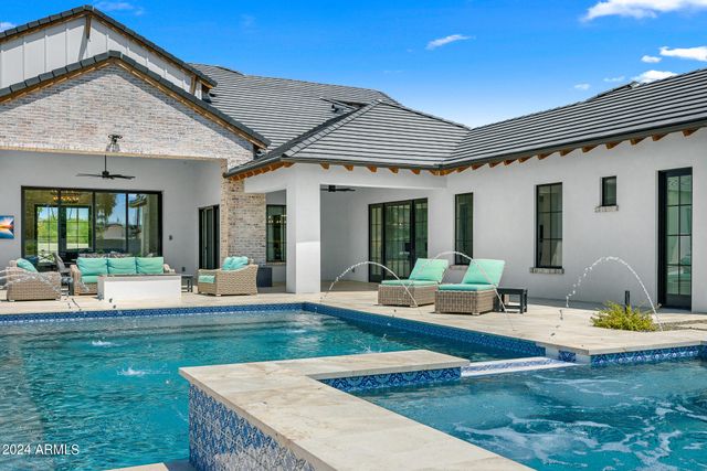 11438 N 70TH Street, Scottsdale, AZ 85254