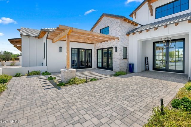 11438 N 70TH Street, Scottsdale, AZ 85254
