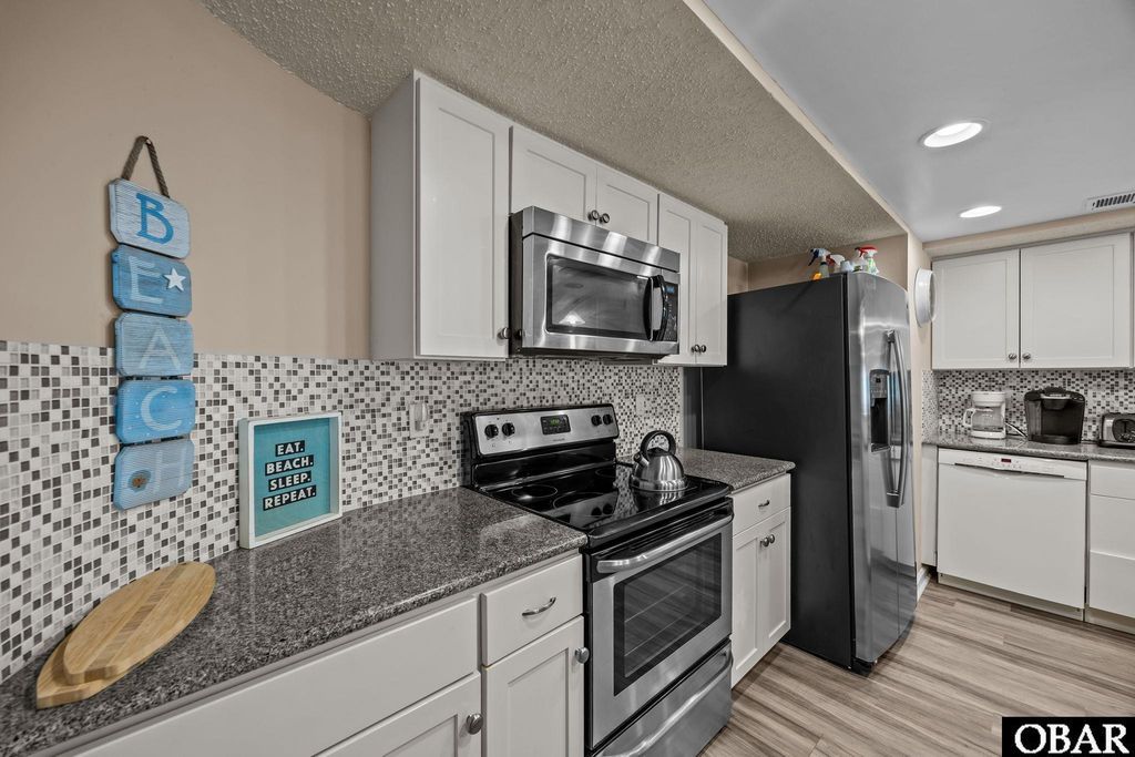 Image 7 of property listing at 8111 S Old Oregon Inlet Rd Unit A-102, Nags Head, NC 27959