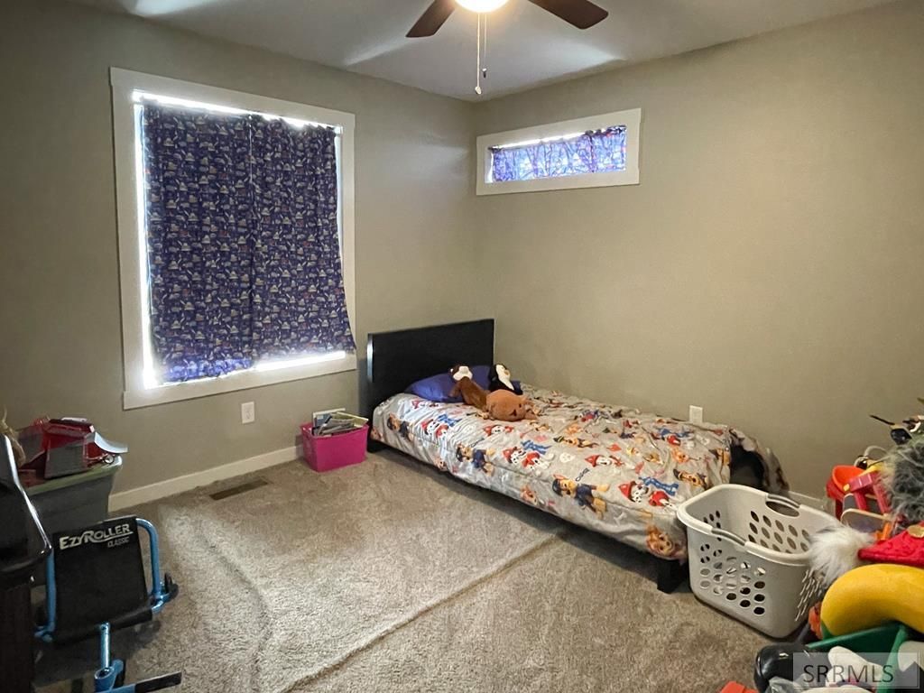 Image 18 of property listing at 1119 Sweetwater Dr, Blackfoot, ID 83221