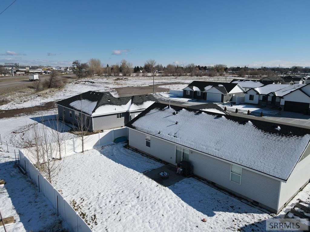 Image 26 of property listing at 1119 Sweetwater Dr, Blackfoot, ID 83221