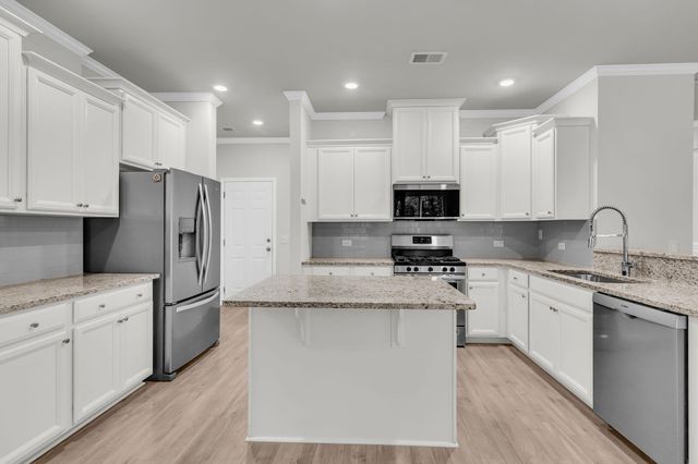 608 Mountain Laurel Circle, Goose Creek, SC 29445