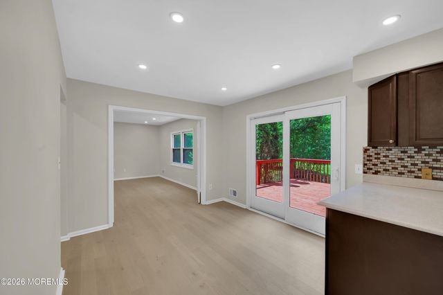 458 Woodhaven Boulevard SE, Bayville, NJ 08721