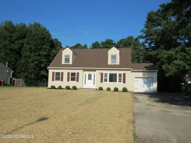 458 Woodhaven Boulevard SE, Bayville, NJ 08721