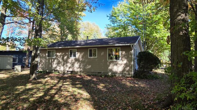 7444 Forest Road, Lexington, MI 48450