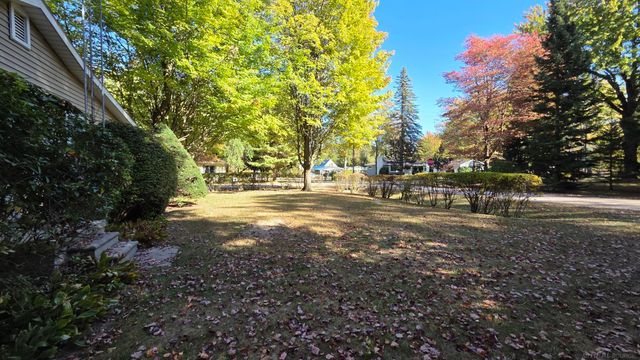 7444 Forest Road, Lexington, MI 48450