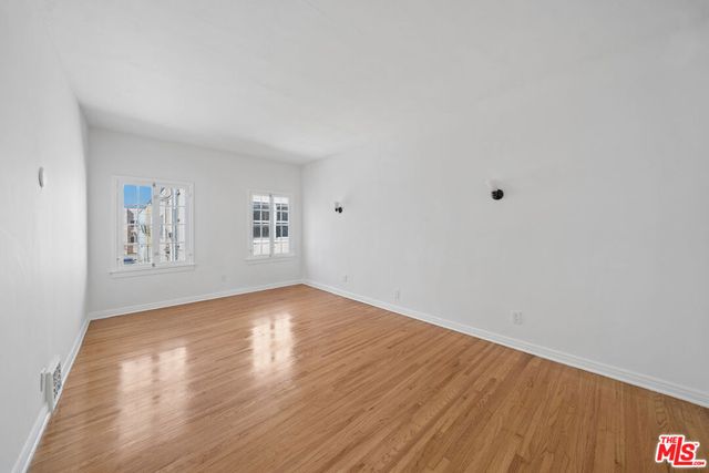 339 S Detroit 206, Los Angeles, CA 90036