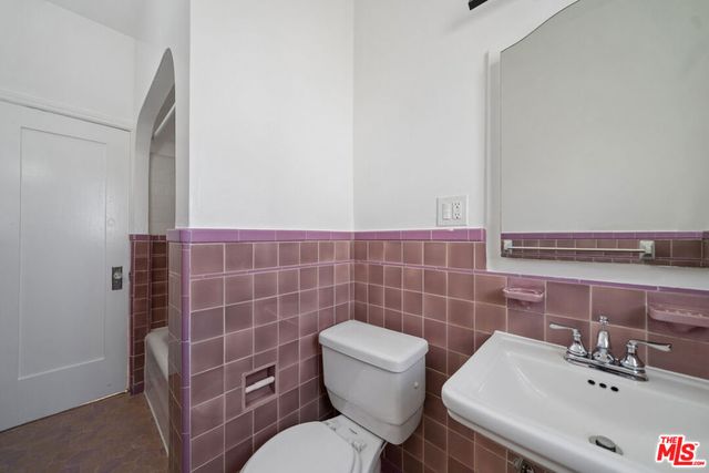 339 S Detroit 206, Los Angeles, CA 90036