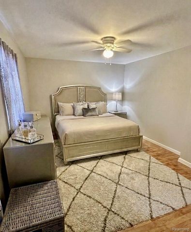 37371 Charter Oaks Boulevard, Clinton Charter Township, MI 48036