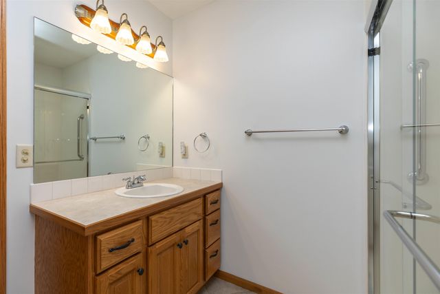 1124 Republic Cir, Salina, KS 67401