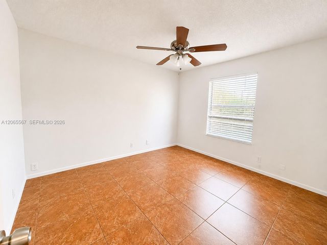 28 Crossings Circle E, Boynton Beach, FL 33435