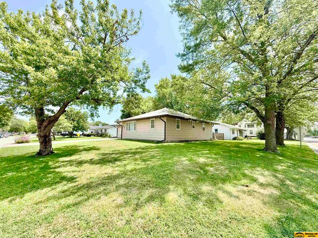 103 E Rose Street, Plymouth, NE 68424