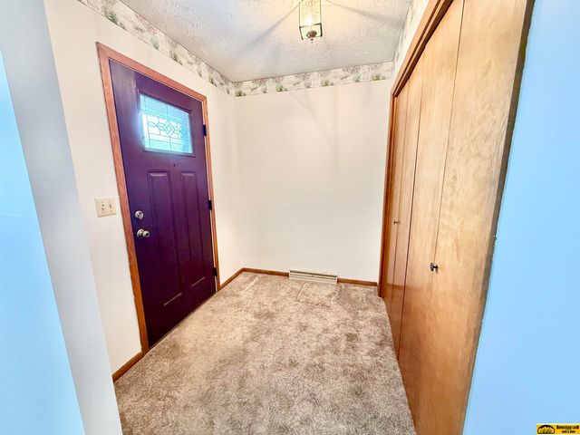 103 E Rose Street, Plymouth, NE 68424