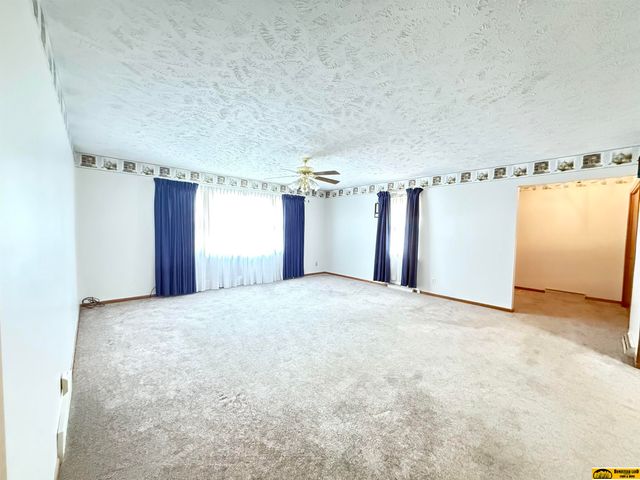 103 E Rose Street, Plymouth, NE 68424