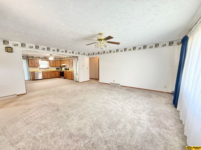 103 E Rose Street, Plymouth, NE 68424