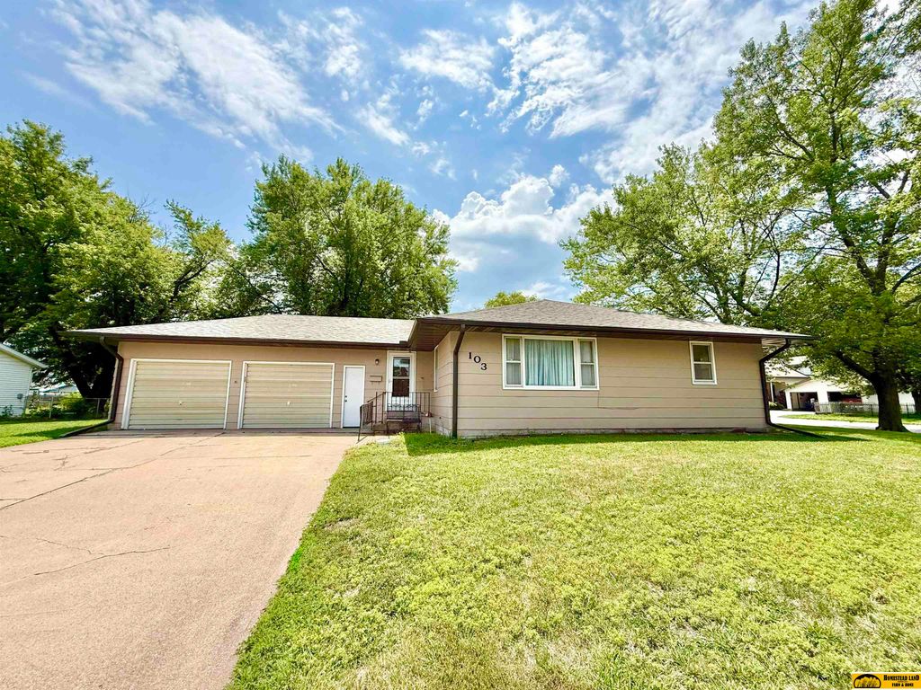 103 E Rose Street, Plymouth, NE 68424