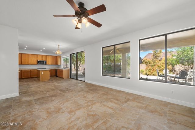 486 E WINDSOR Drive, Gilbert, AZ 85296