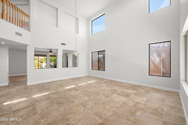 486 E WINDSOR Drive, Gilbert, AZ 85296