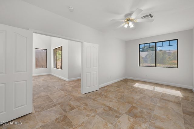 486 E WINDSOR Drive, Gilbert, AZ 85296