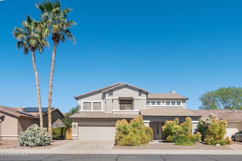 486 E WINDSOR Drive, Gilbert, AZ 85296