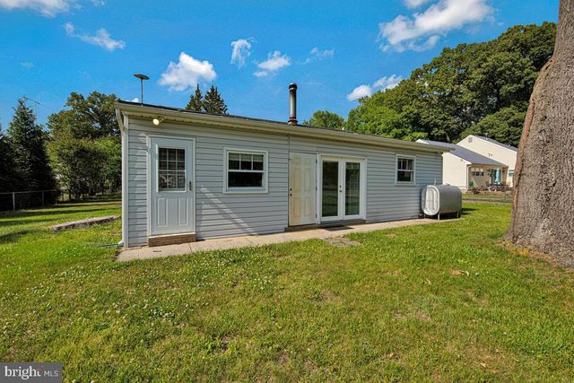 1631 DEFENSE HWY, Gambrills, MD 21054