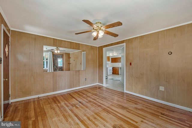 1631 DEFENSE HWY, Gambrills, MD 21054