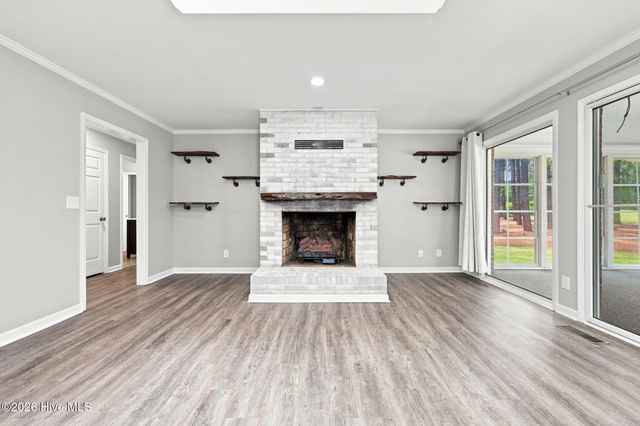 234 Longleaf Drive, West End, NC 27376