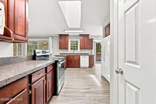 234 Longleaf Drive, West End, NC 27376