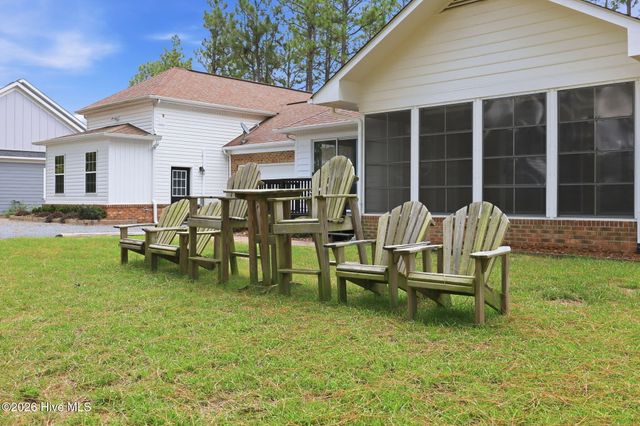 234 Longleaf Drive, West End, NC 27376