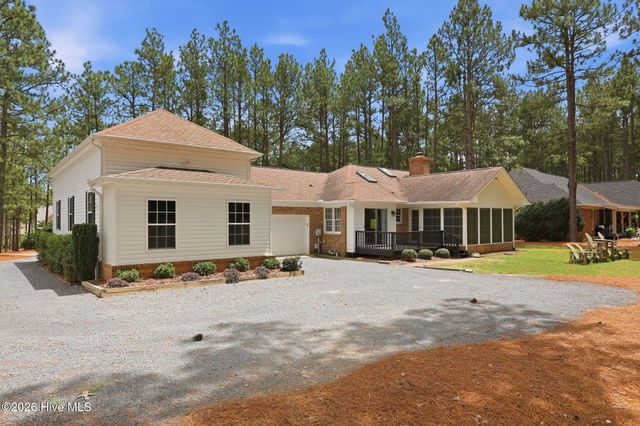 234 Longleaf Drive, West End, NC 27376