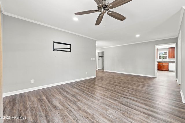234 Longleaf Drive, West End, NC 27376