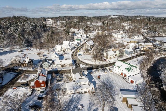 22 Concord Hill Road, Pittsfield, NH 03263