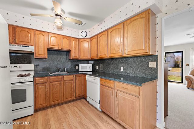 19 Mountain Avenue, Hazlet, NJ 07730