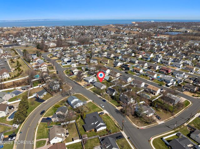 19 Mountain Avenue, Hazlet, NJ 07730