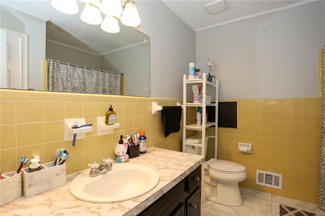 3187 Kennesaw View Drive SW, Marietta, GA 30064