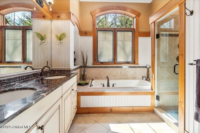 94 Long View Lane, Bolton, NY 12814