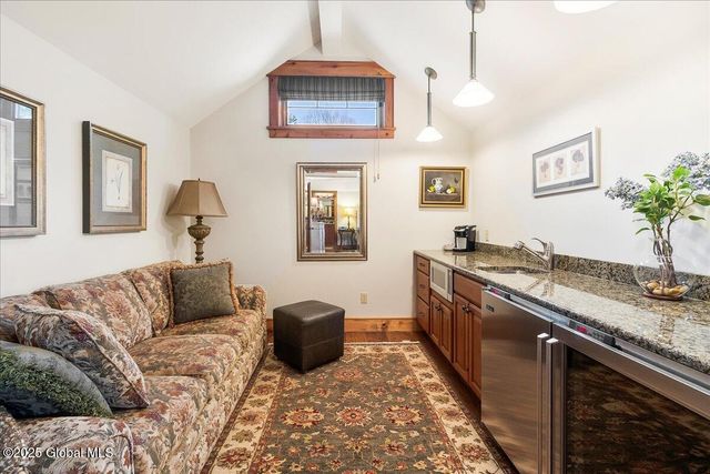 94 Long View Lane, Bolton, NY 12814