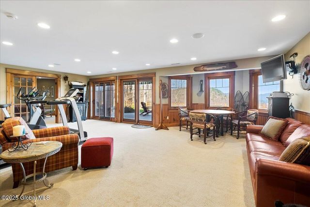 94 Long View Lane, Bolton, NY 12814