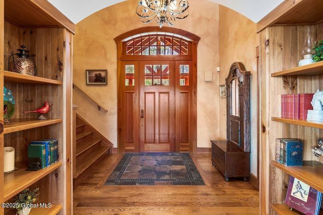 94 Long View Lane, Bolton, NY 12814