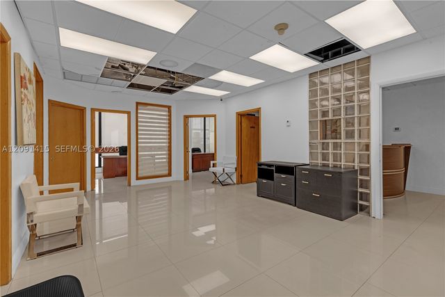 13499 Biscayne Blvd CUT3, North Miami, FL 33181