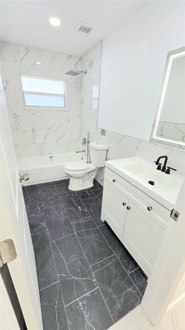 1848 NW 55th Avenue 4x, Lauderhill, FL 33313