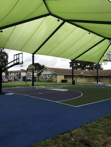 1848 NW 55th Avenue 4x, Lauderhill, FL 33313