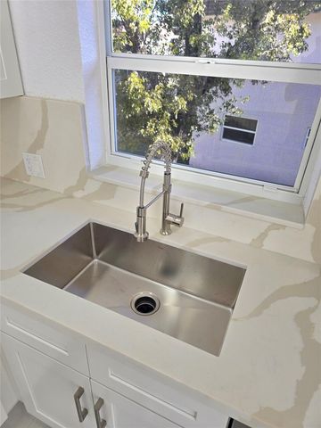 1848 NW 55th Avenue 4x, Lauderhill, FL 33313