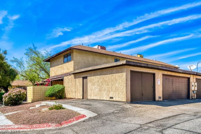 5091 Village Drive, Las Vegas, NV 89142