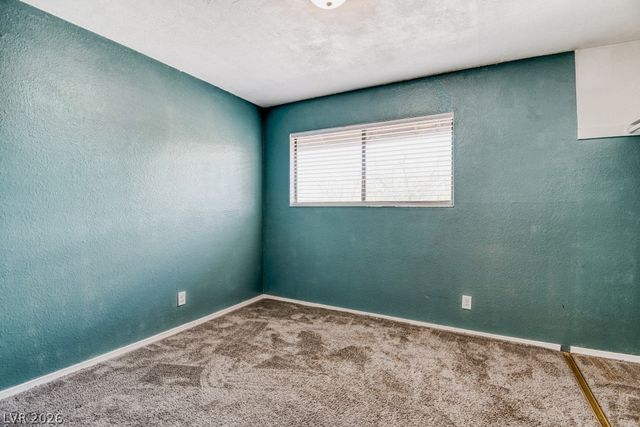 5091 Village Drive, Las Vegas, NV 89142