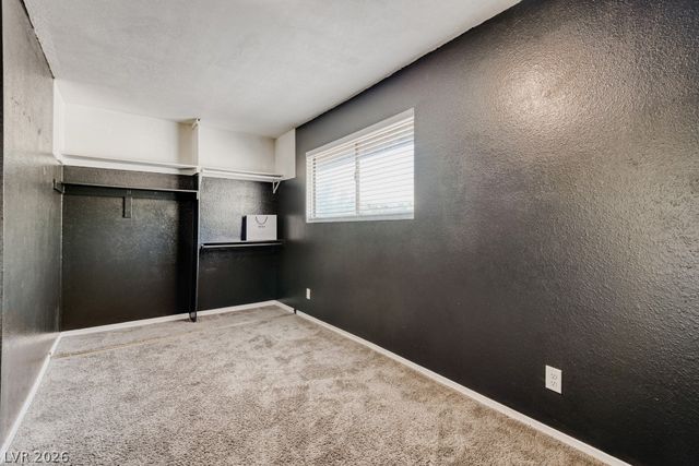 5091 Village Drive, Las Vegas, NV 89142